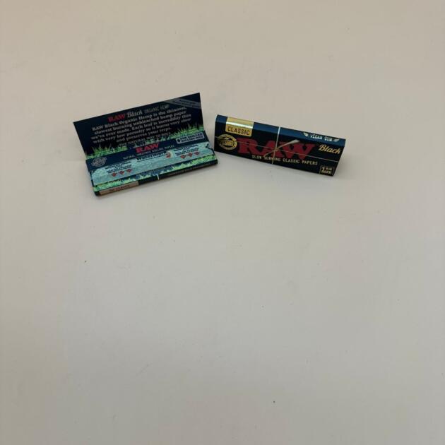 Short Raw Rolling Papers